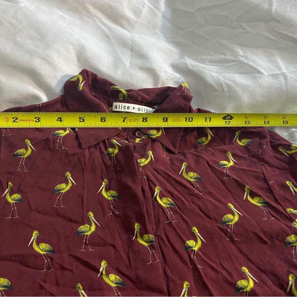 Alice + Olivia Willa Bird-Print Silk Shirt Size XP - Picture 8 of 10